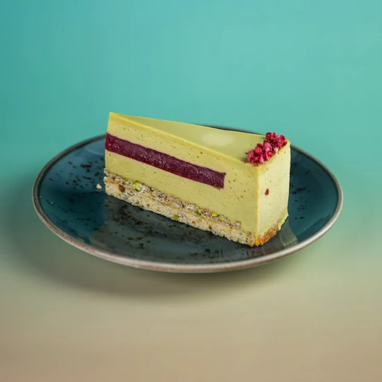 Pisztáciás Málnás Torta 16 szelet